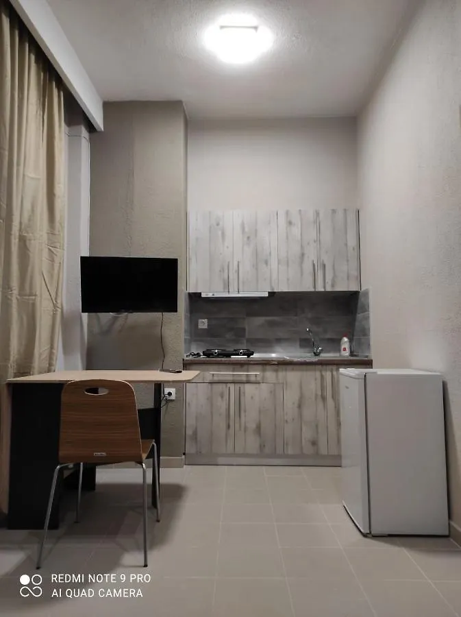 Bauhaus Apartment Thessaloniki 0*,
